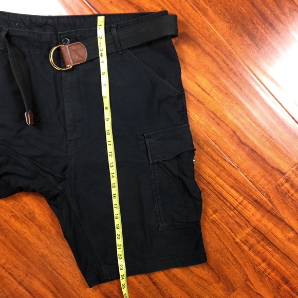 Levi's Black Cotton Cargo With Belt Shorts - Picture 15 of 16